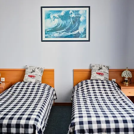 Veli Joze Πούλα