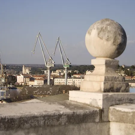 Veli Joze Szálloda 2*