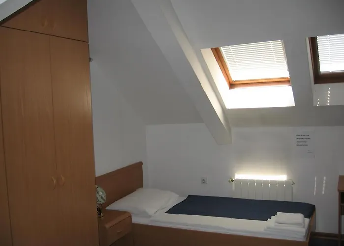 Veli Joze Szálloda Póla